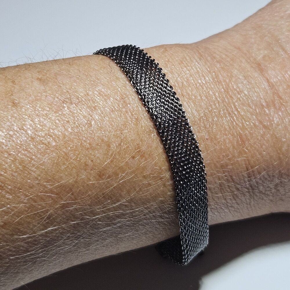 Dark Silver Tone Mesh Bracelet 7-8"